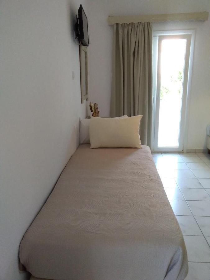 Gorgona Apartments & Studios Ipsos Luaran gambar