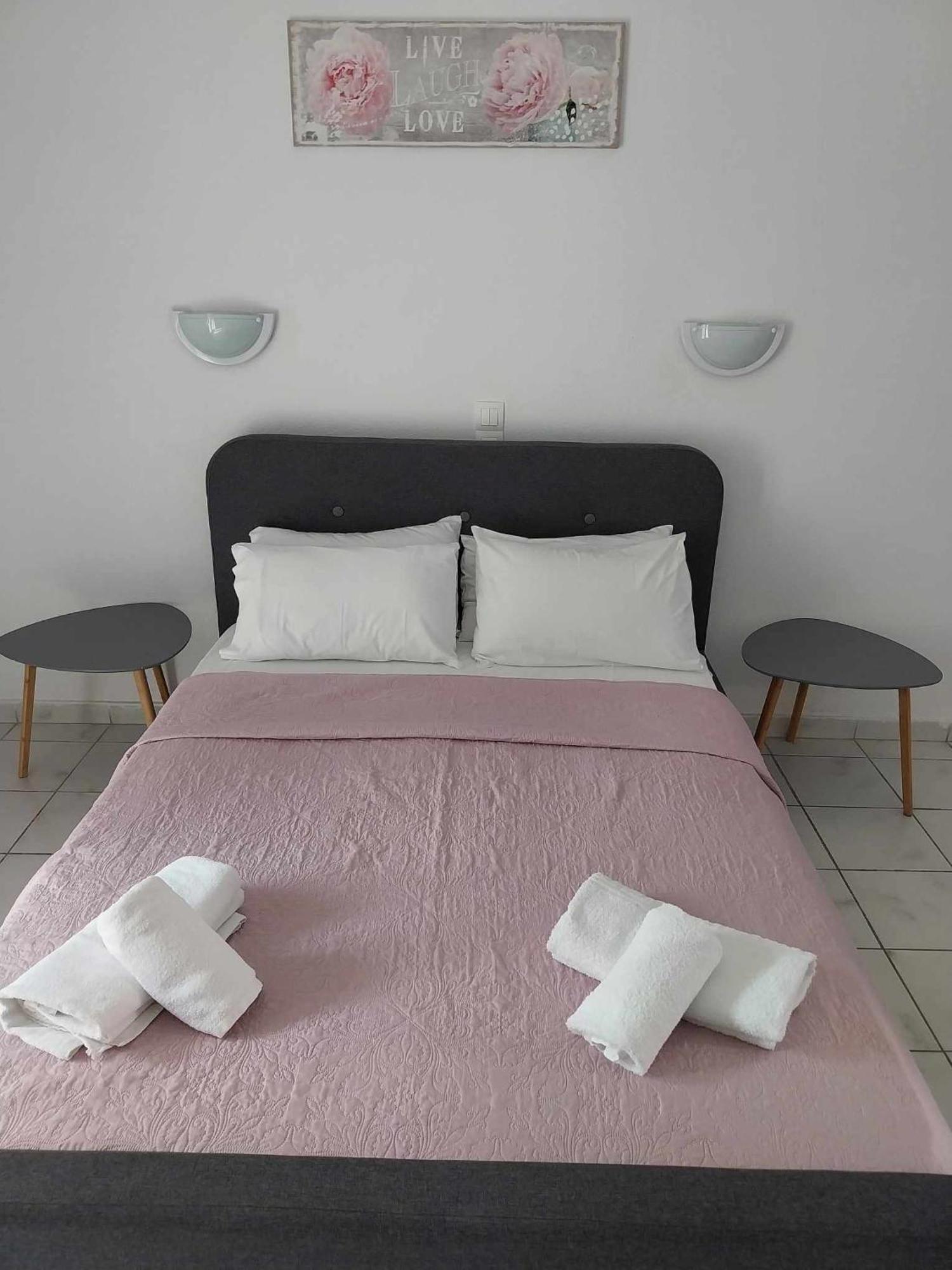 Gorgona Apartments & Studios Ipsos Luaran gambar